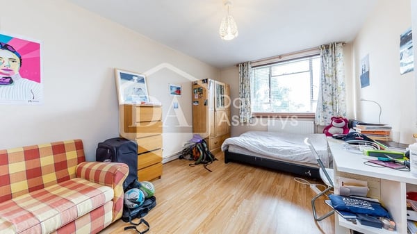 Flat Great Percy Street in Greater London