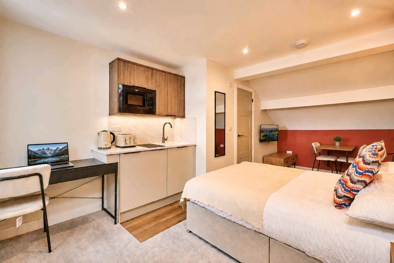Room Westland Street in Stoke-on-Trent