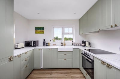 Flat Park Lane in Horsham