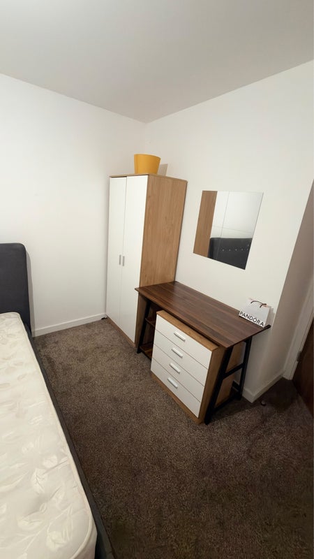 Room Anvil Place in Manchester