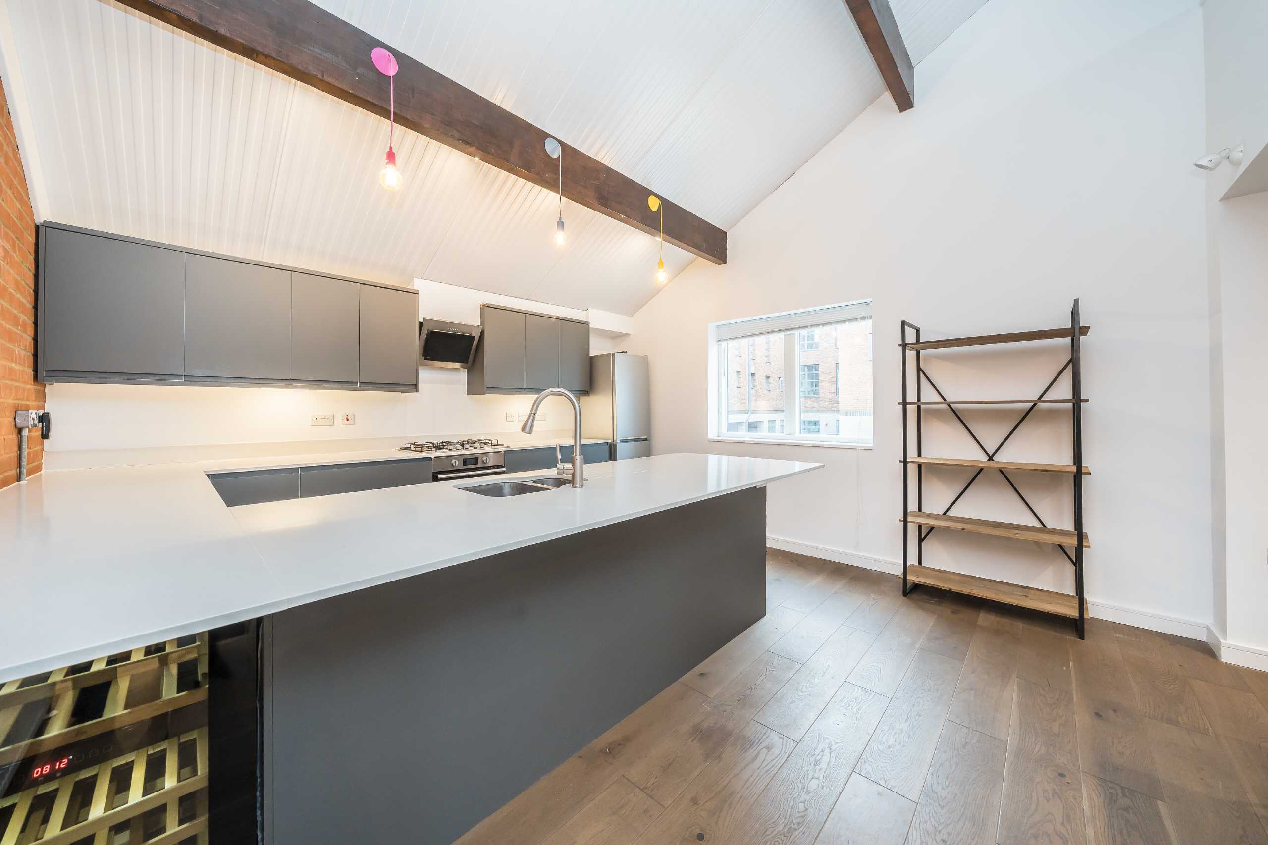 House Elm Grove in Greater London