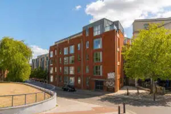 Flat Bath Buildings in Bristol