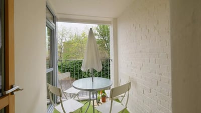 Room Cambridge Heath Road in Greater London