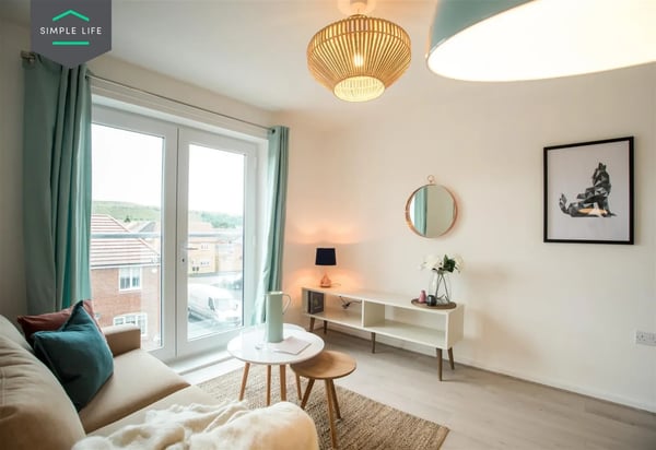 Flat Hurst Park Court in Huyton