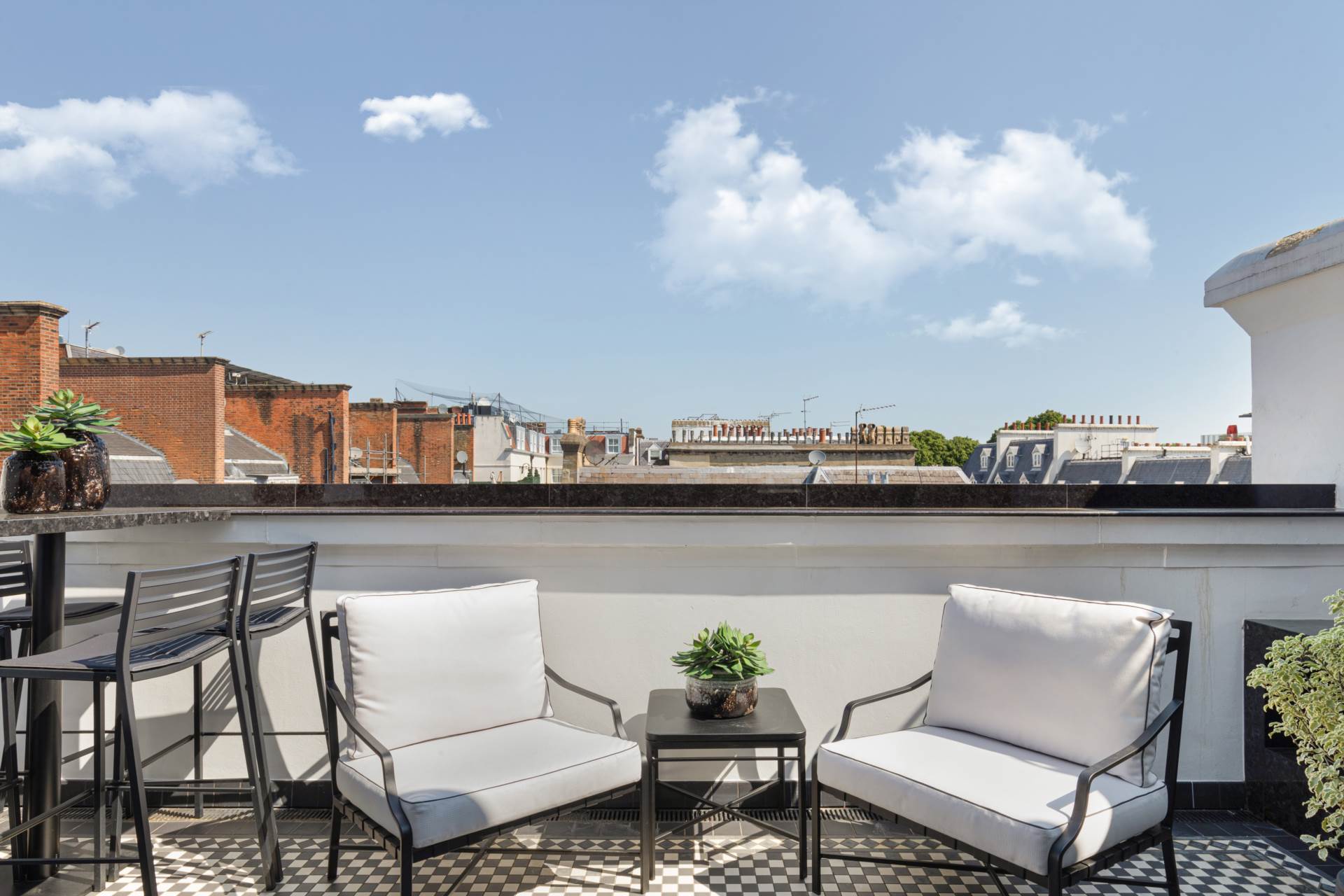 Flat Prince of Wales Terrace in Greater London