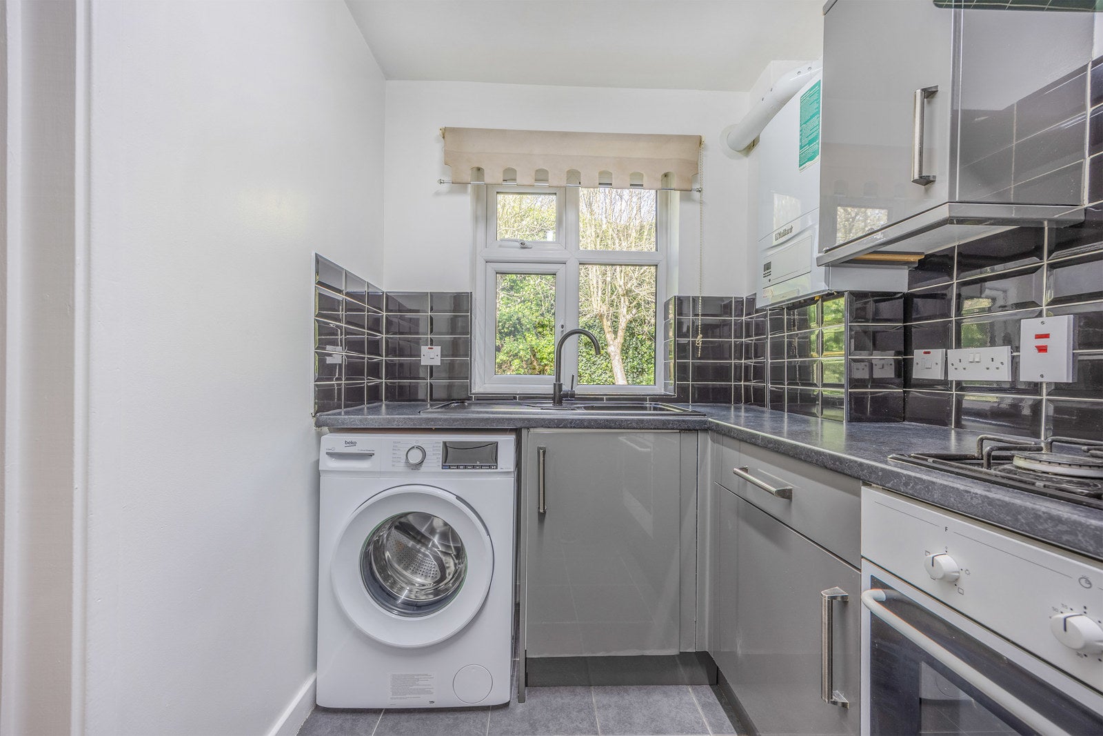Flat Fernleigh Close in Greater London