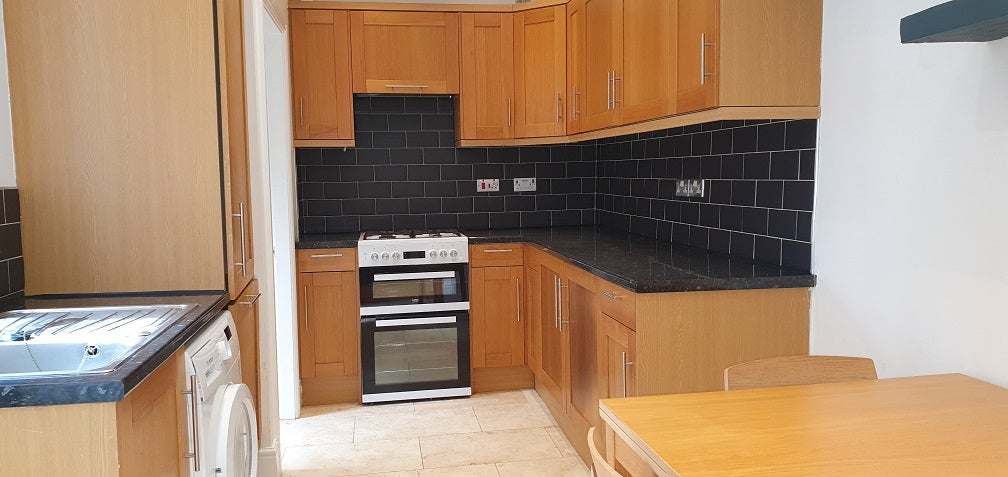 Flat Myrtle Grove in Newcastle upon Tyne