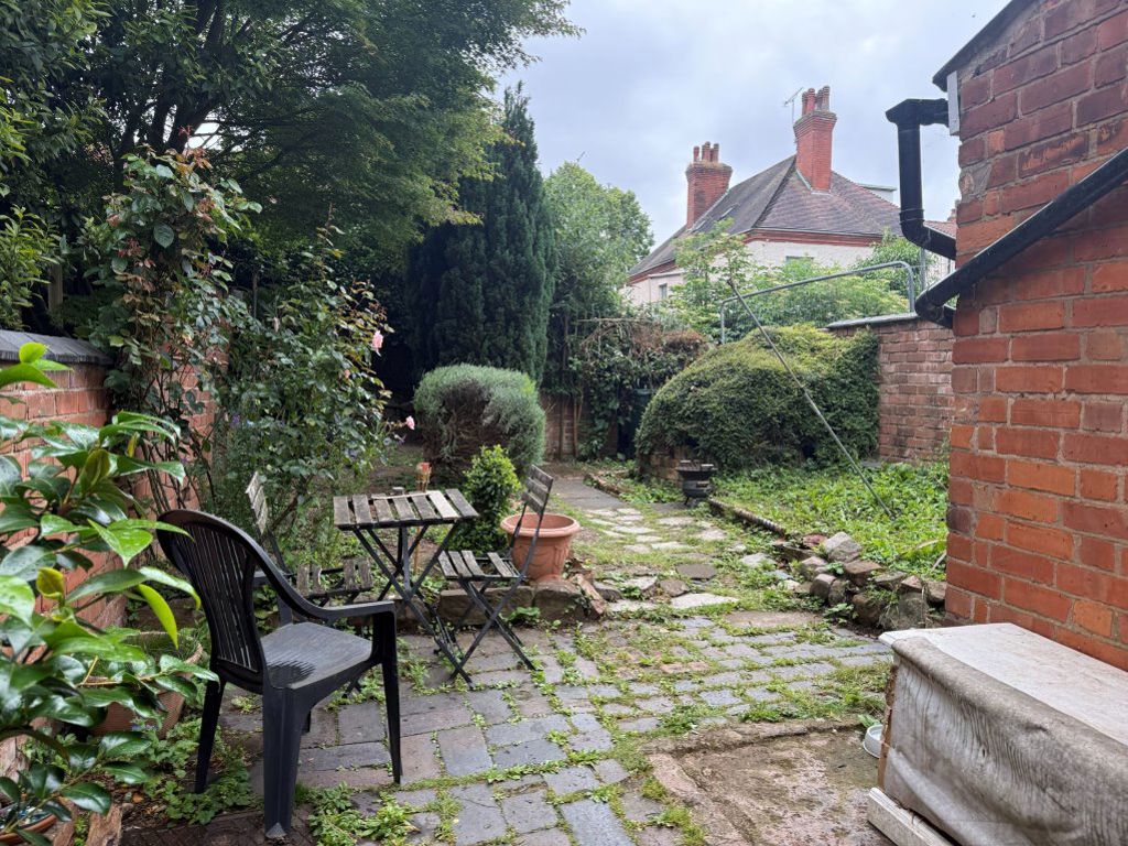 Flat Meriden Street in Coventry