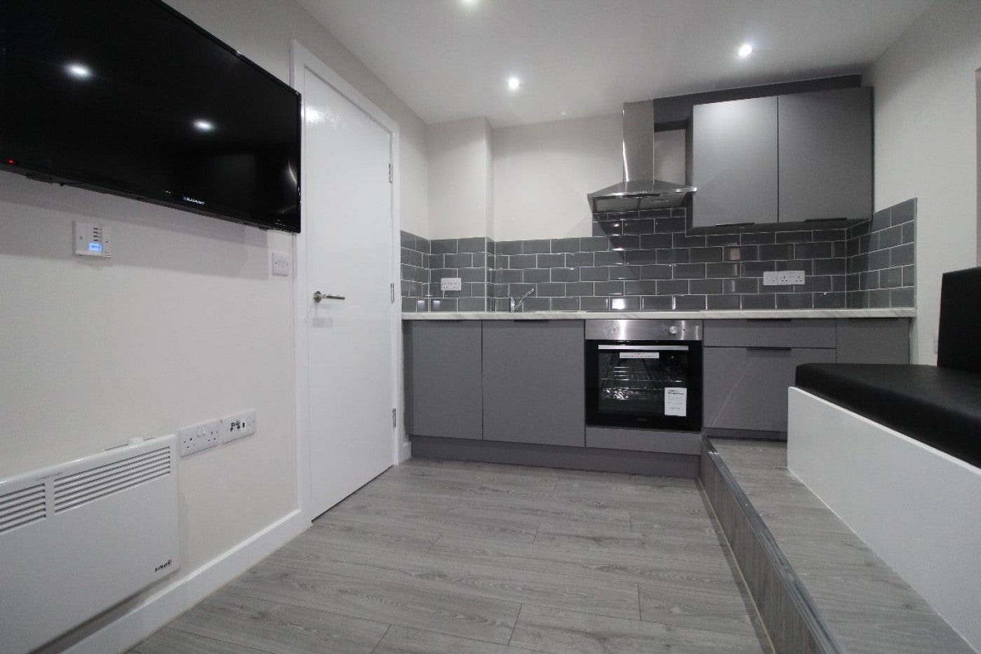 Flat Clayton's Gate in Preston