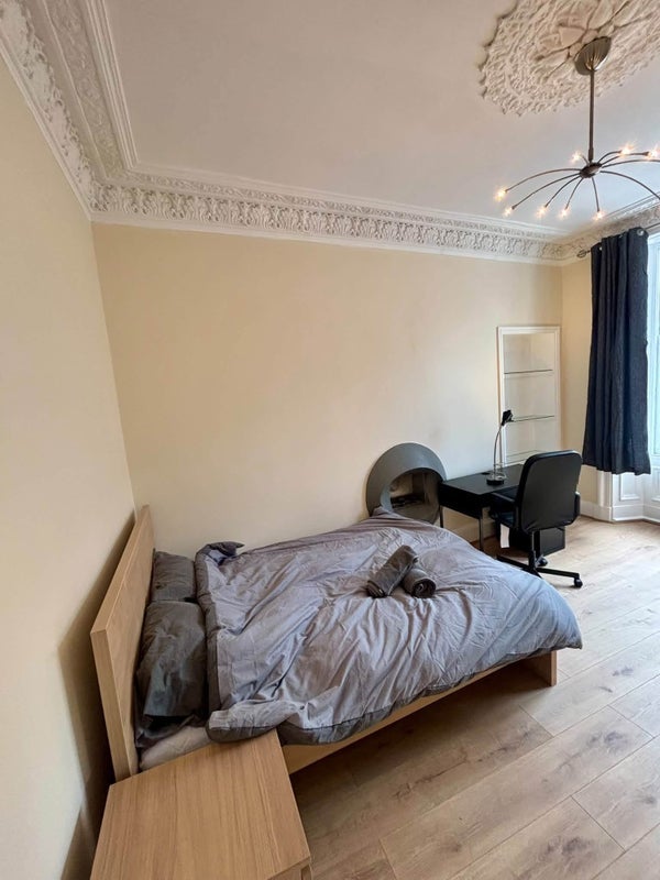 Room Barnton Avenue in City of Edinburgh