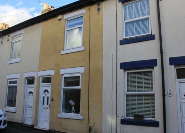 House Lime Tree Avenue in Stafford