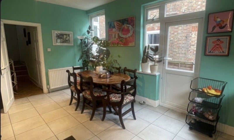 Room Lea Bridge Road in Greater London