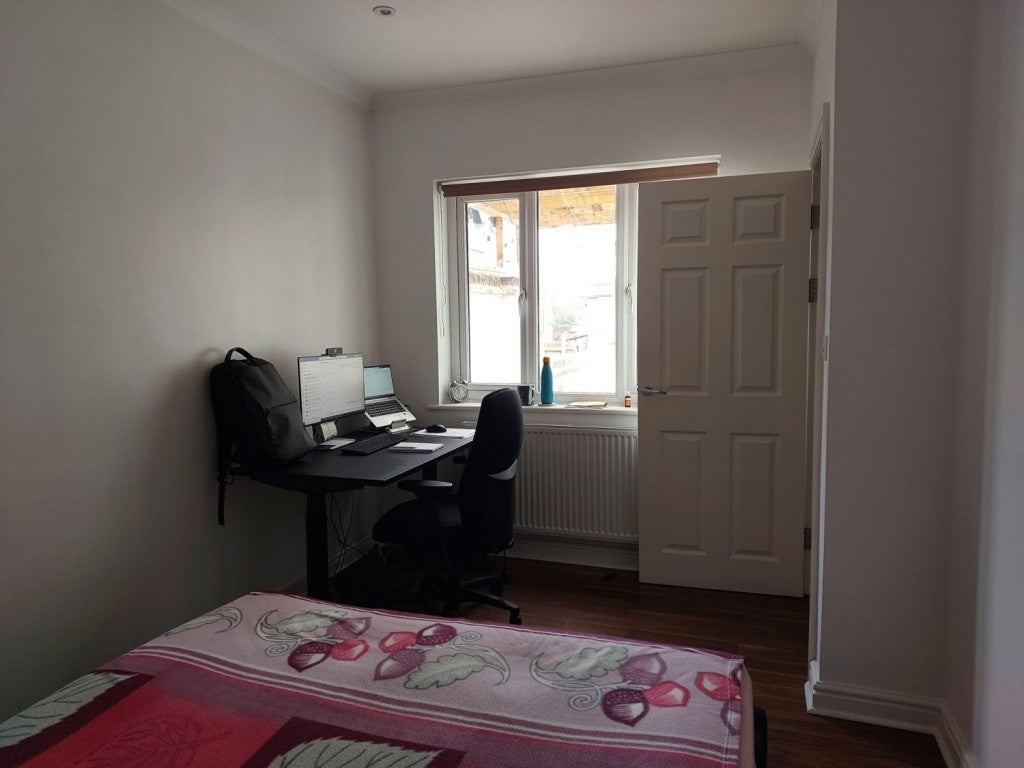 Flat Rayners Lane in Greater London