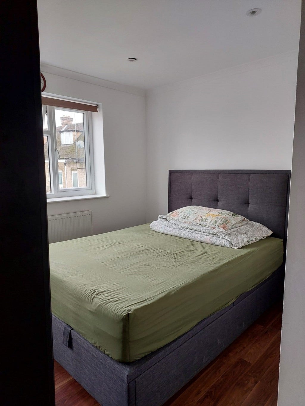 Flat Rayners Lane in Greater London
