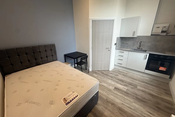 Flat Birkby Lodge Road in Kirklees