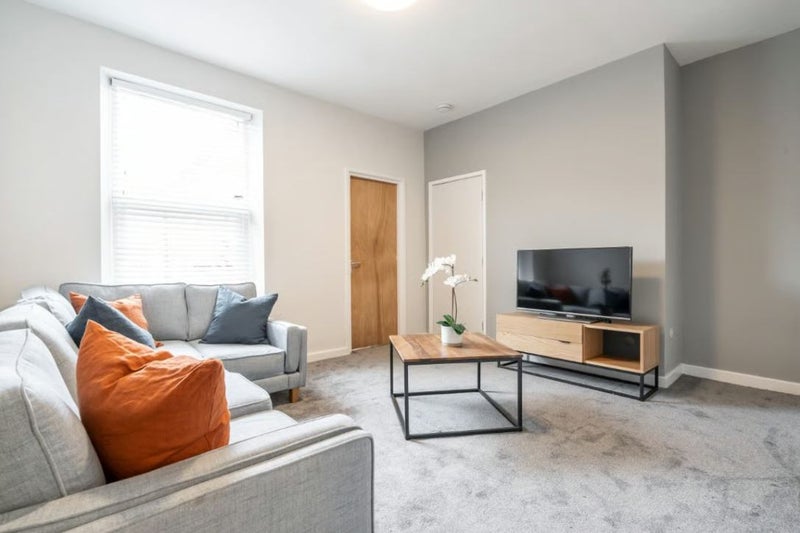 Room Malcolm Street in Newcastle upon Tyne