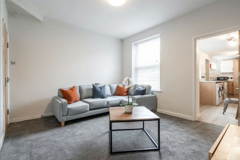 Room Malcolm Street in Newcastle upon Tyne