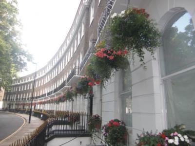 Flat Cartwright Gardens in Greater London