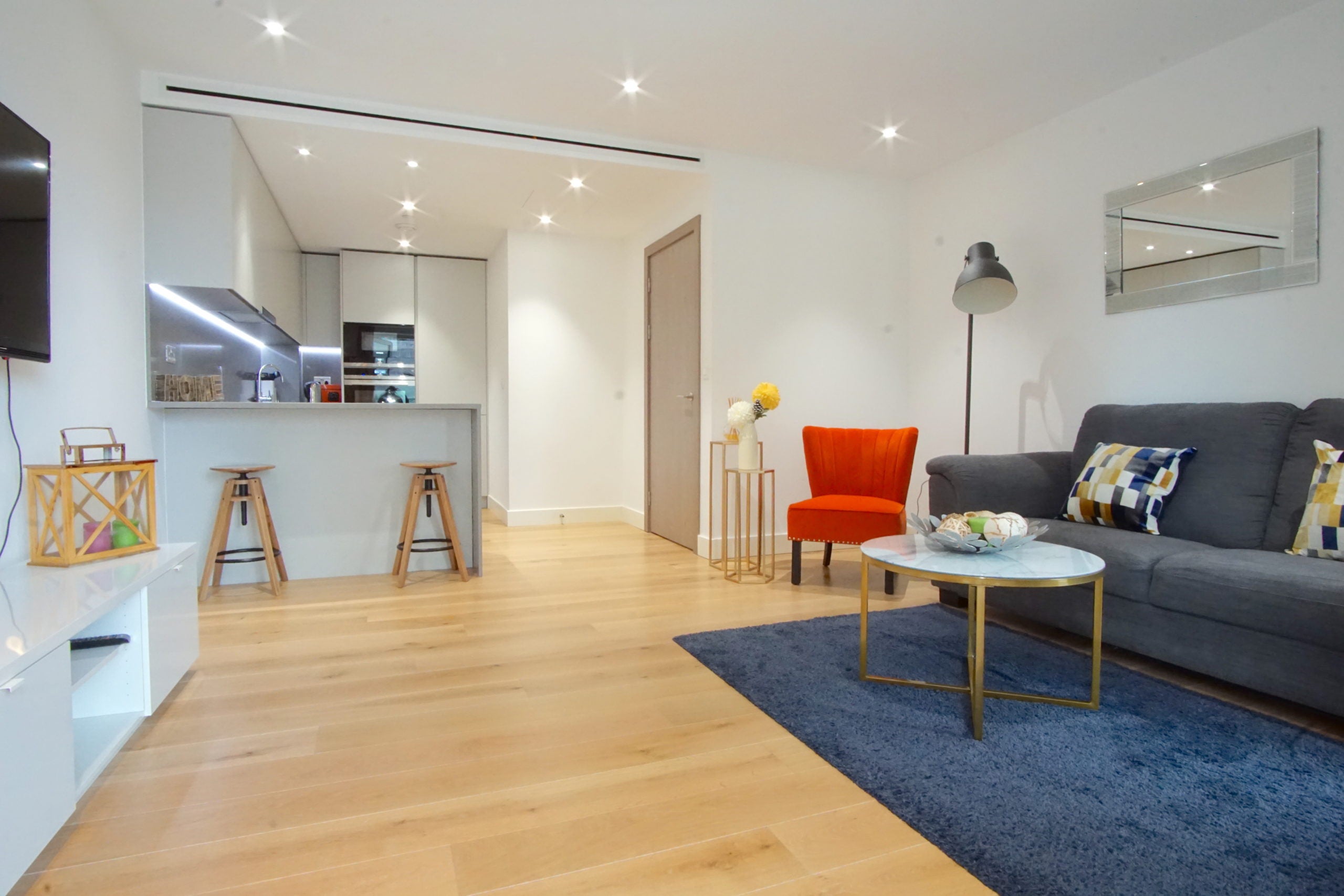 Flat Merino Gardens in Greater London