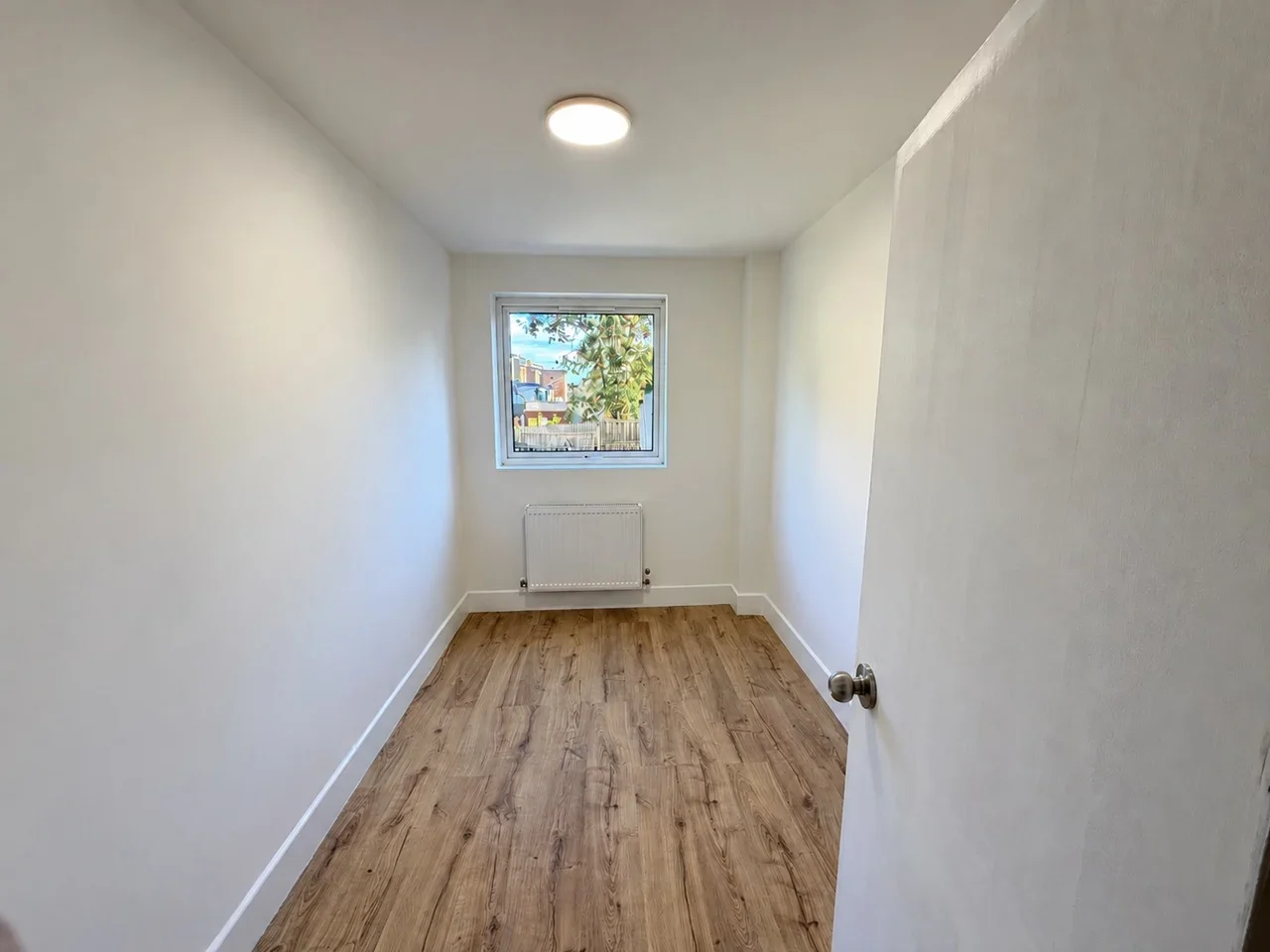 Flat Talbot Road in Greater London
