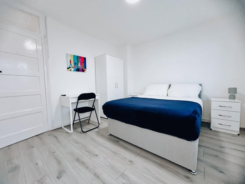 Room Sprydon Walk in Nottingham