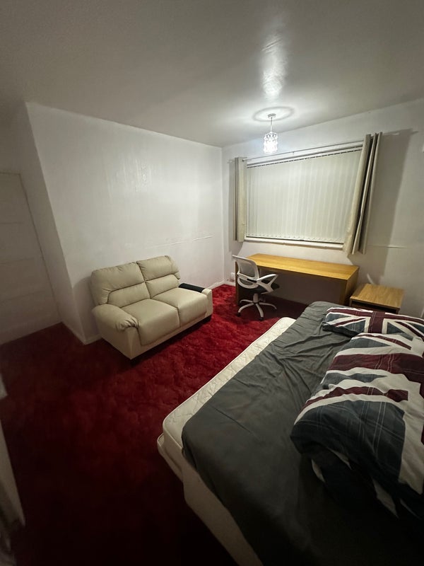Room Beech Green in Coseley