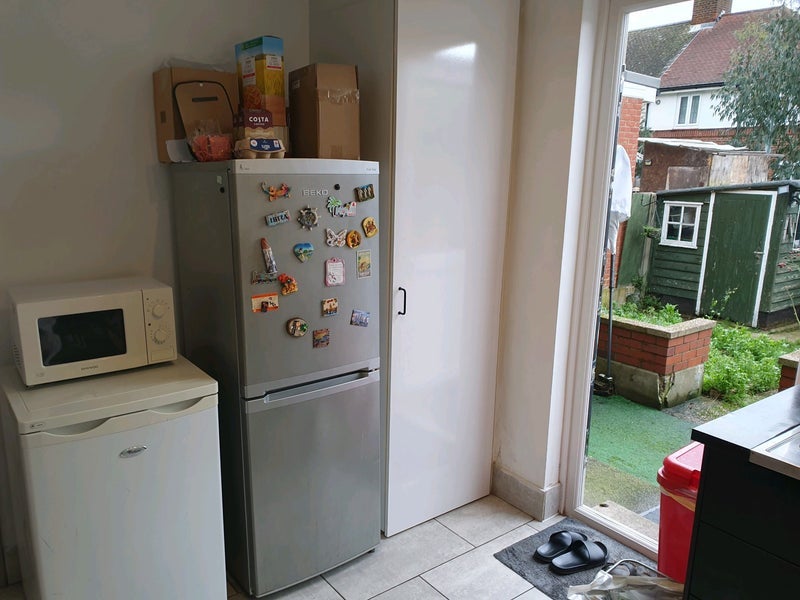 Room Bisson Road in Greater London