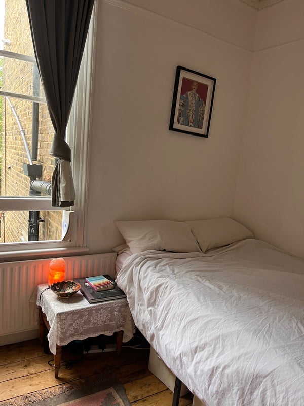 Room Alconbury Road in Greater London
