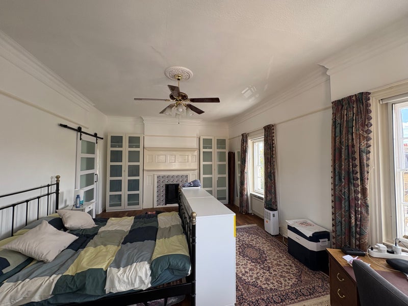 Room Edith Villas in Greater London