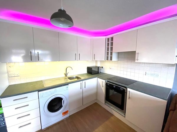 Flat Calcraft Mews in St. Mildreds