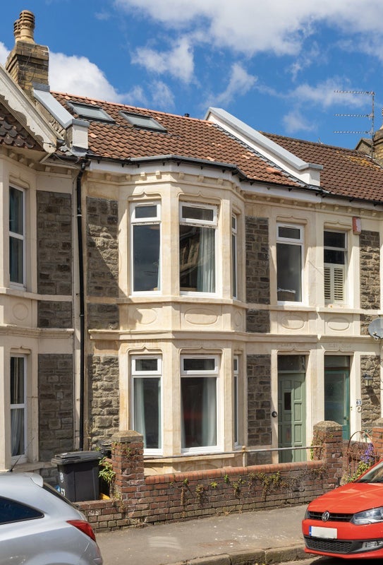 Room Langton Road in Bristol