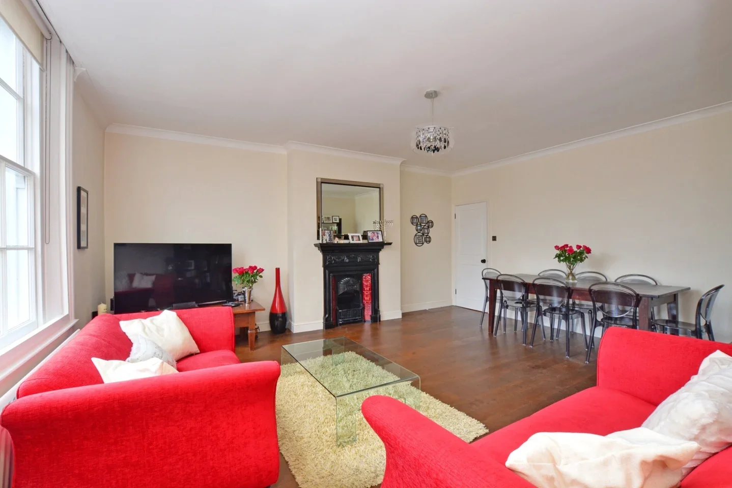 Flat Shooters Hill Road in Greater London