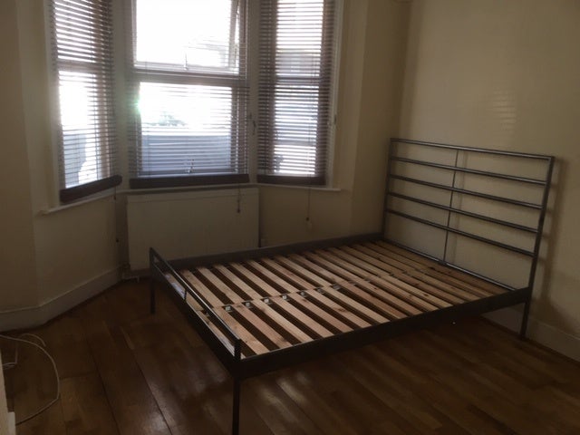 Room Northcote Road in Greater London