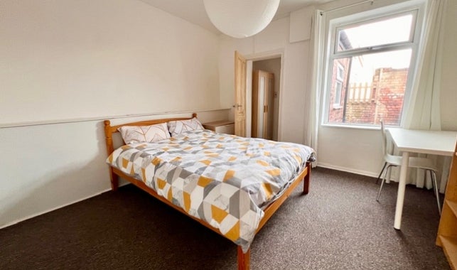 Room Sharrow Street in Sheffield