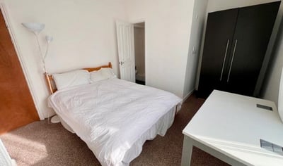 Room Sharrow Street in Sheffield