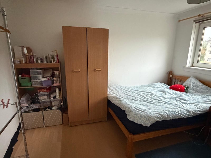 Room McAslin Court in Glasgow