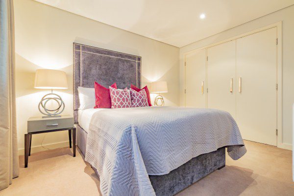 Flat Merchant Square in City of Westminster