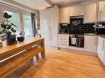 Flat Alexandra Road in Thanet