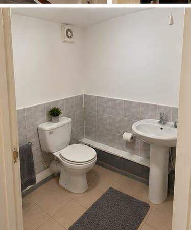 Flat Millhaven Mews in Bradford