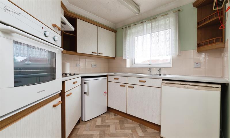 Flat Norton Close in Greater London