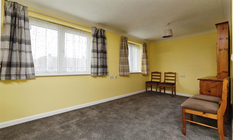 Flat Norton Close in Greater London