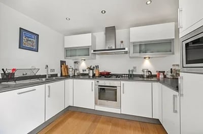 Flat Plough Road in Greater London