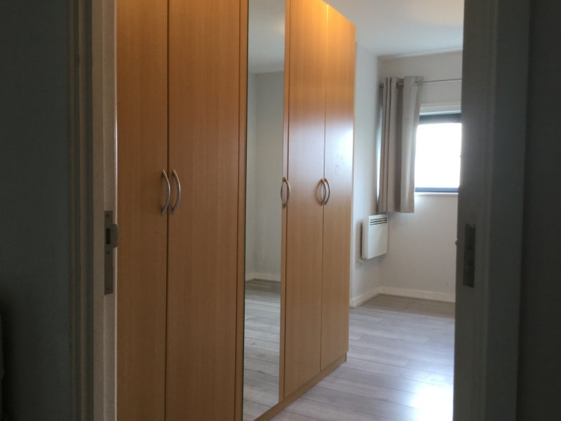Flat Drayton Park in Greater London