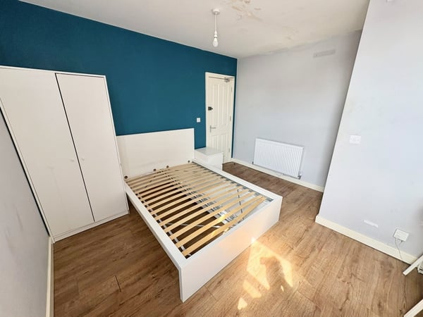 Flat Bearwood Road in Sandwell