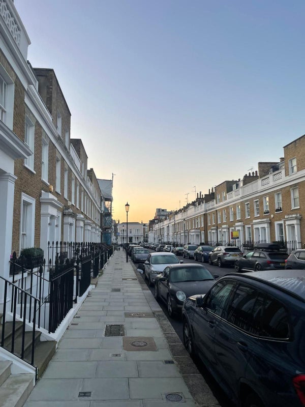 Room Ovington Street in Greater London