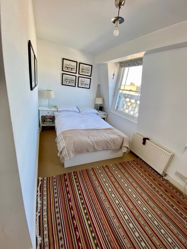 Room Ovington Street in Greater London
