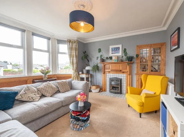 House Corstorphine Park Gardens in City of Edinburgh