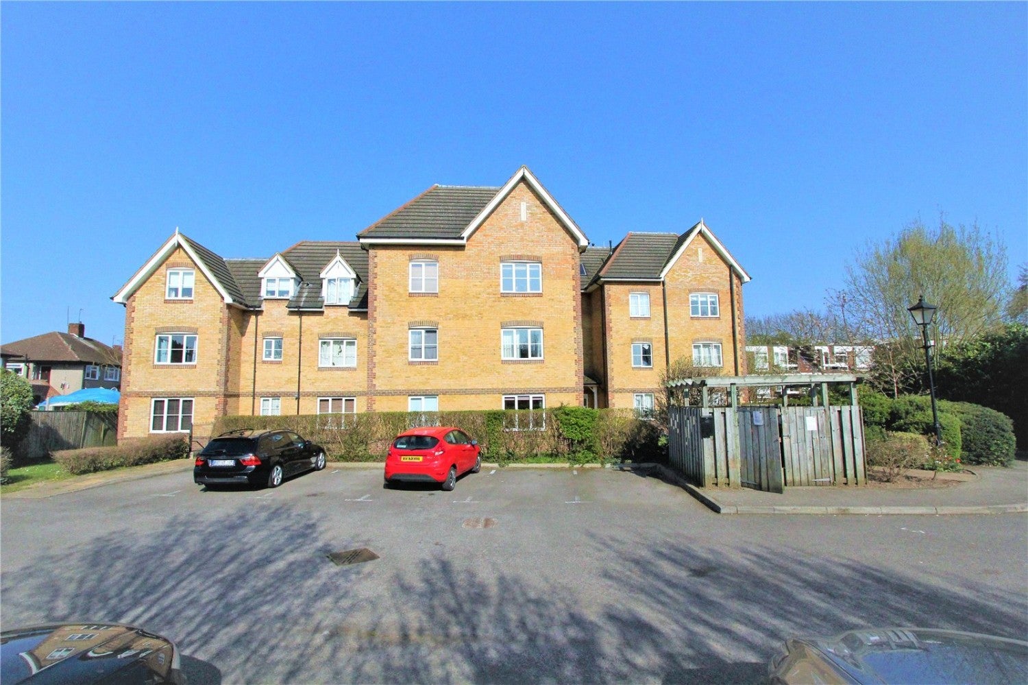 Flat Glenwood Close in Greater London
