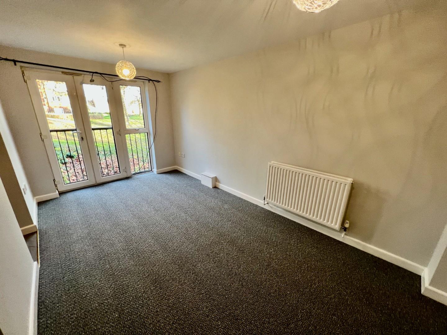 Flat Glebe Road in Bristol