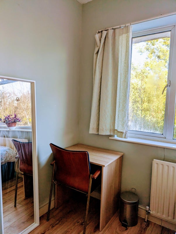 Room Friary Road in Greater London